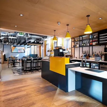 Staycity Aparthotels Liverpool Waterfront-2
